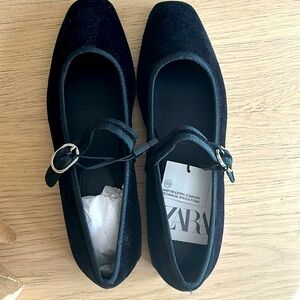 Zara black ballet flats
